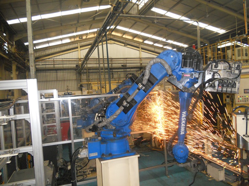 Collaborative vs Industrial Welding Robot: Which Fits Your Shop? | CBOXTEC